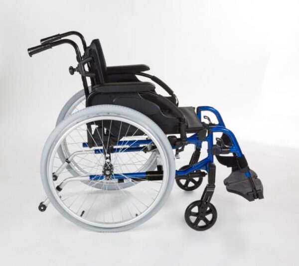 invacare Action3 NG Standard vue cote carre